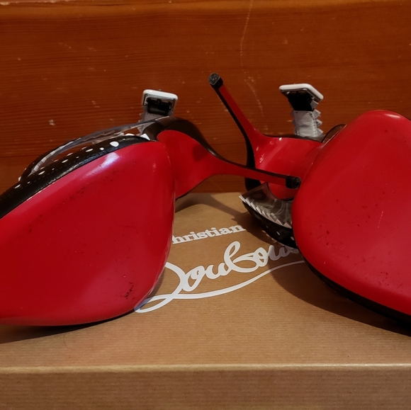 Sold - Picture 4 of 7